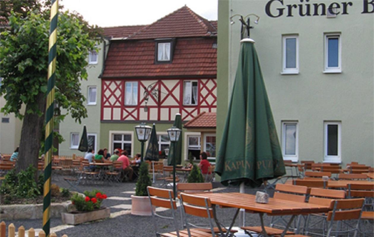 Traditionsgasthof Gruener Baum Bad Staffelstein Exterior photo